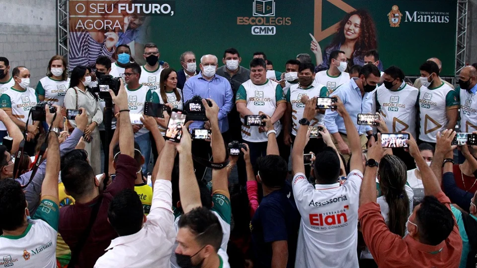 CMM lança programa de qualificação à distancia que vai capacitar 300 mil pessoas por ano