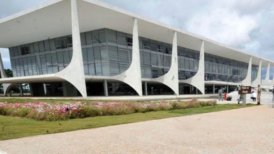 Governo Federal retira R$ 138 milhões de emendas do relator