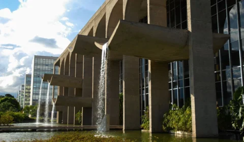 Operação ‘Yanomami’ contra garimpo ilegal apreendeu 111 aeronaves