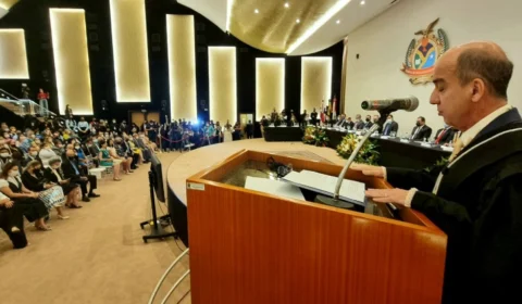 Conselheiro Érico Desterro assume presidência do Tribunal de Contas do Amazonas