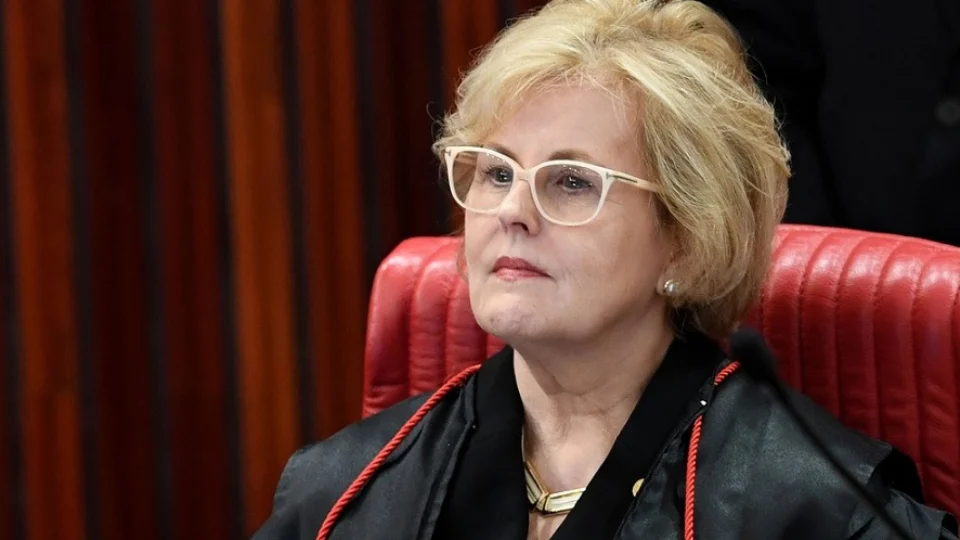 Rosa Weber mantém inquérito contra Jair Bolsonaro, no caso Covaxin