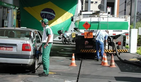 Petrobrás aumenta o preço do diesel em mais de 8%