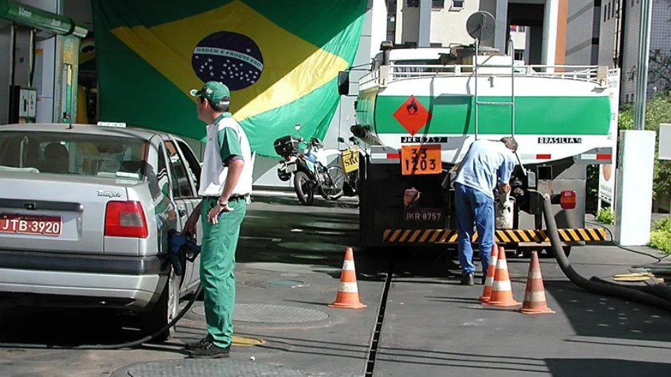 Petrobrás aumenta o preço do diesel em mais de 8%