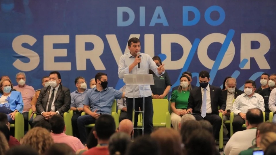 Reestruturação da lei que garante aposentadoria mais digna a 1,9 mil servidores do Estado já está em vigor