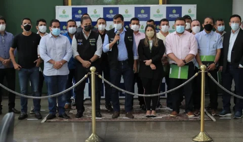 Wilson Lima reúne prefeitos do AM para tratar da vacinação contra a Covid-19