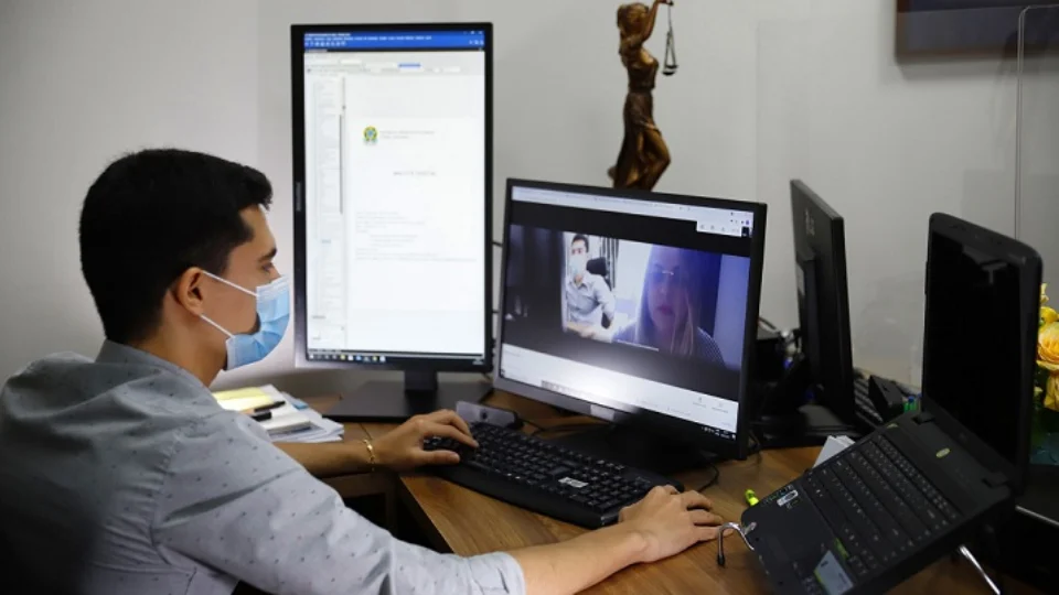 CGJ-AM determina que cartórios do Amazonas ofereçam à população atendimento por balcão virtual