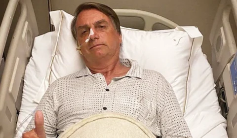 Presidente Jair Bolsonaro tem melhora clínica, diz boletim médico