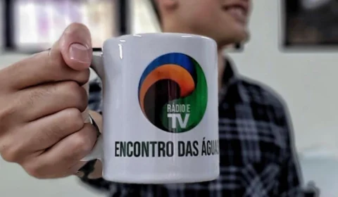 TV Encontro das Águas emite nota após delegado dizer que emissora ‘não serve para nada’; veja vídeo
