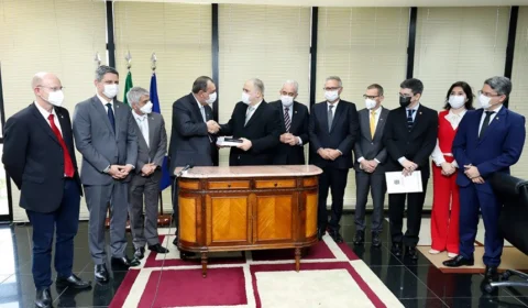 Senadores repercutem decisão do MPF de desmembrar investigação com base na CPI da Pandemia