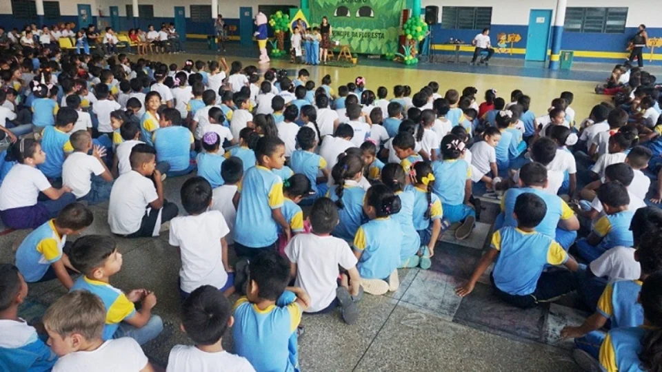 MP-AM fiscaliza medidas da Semed para corrigir problemas de ventilação em três escolas de Manaus