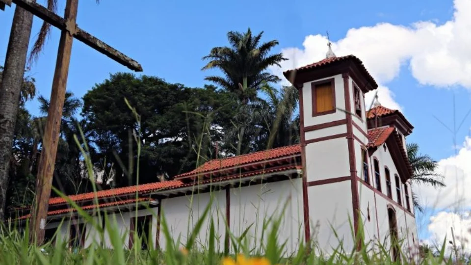 Congresso promulga emenda constitucional que isenta templos religiosos alugados de IPTU