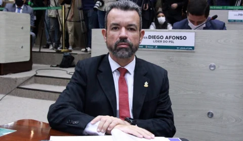 Peixoto reafirma atuação durante mensagem de David Almeida na abertura do Ano Legislativo