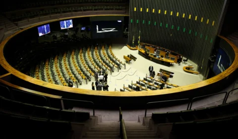 Câmara conclui votação do projeto que libera jogos no país