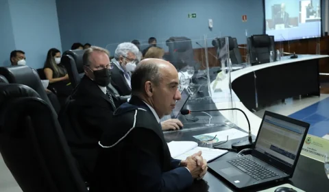 TCE-AM multa ex-presidente da Câmara de Humaitá em R$ 387,2 mil