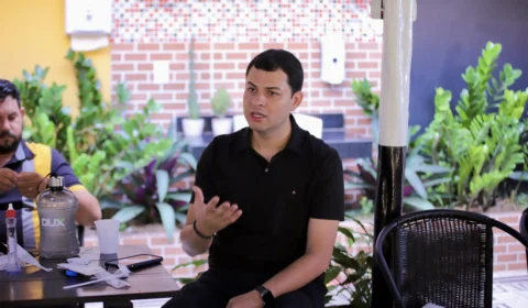 Em Itacoatiara, Saullo Vianna inicia agenda de visitas ao interior