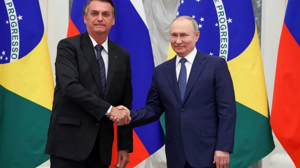 Bolsonaro diz que conversa com Putin foi profícua