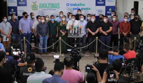 Wilson Lima alinha parceria com Ministério da Justiça; troca de armamento está em andamento