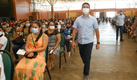 David Almeida anuncia fim da obrigatoriedade do uso de máscaras em locais abertos