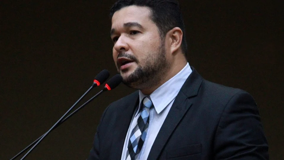 Fransuá quer disponibilizar pulseiras com QR Code para idosos e PcDs