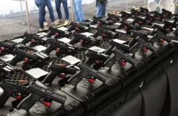 Projeto do Governo do Estado prevê que policiais adquiram armas diretamente das corporações