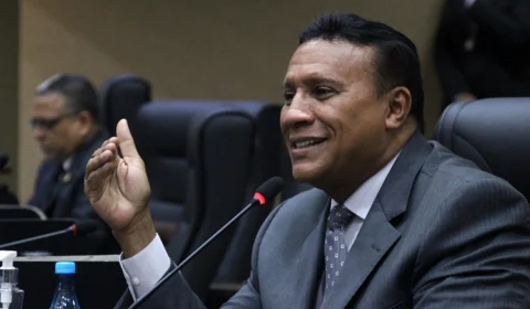 Marcel Alexandre faz moção de congratulações ao presidente Bolsonaro