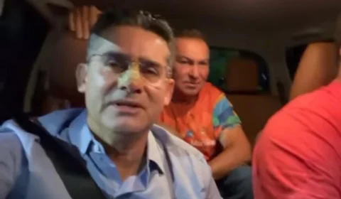 Após cirurgia para retirada de câncer de pele, prefeito David Almeida retorna ao trabalho