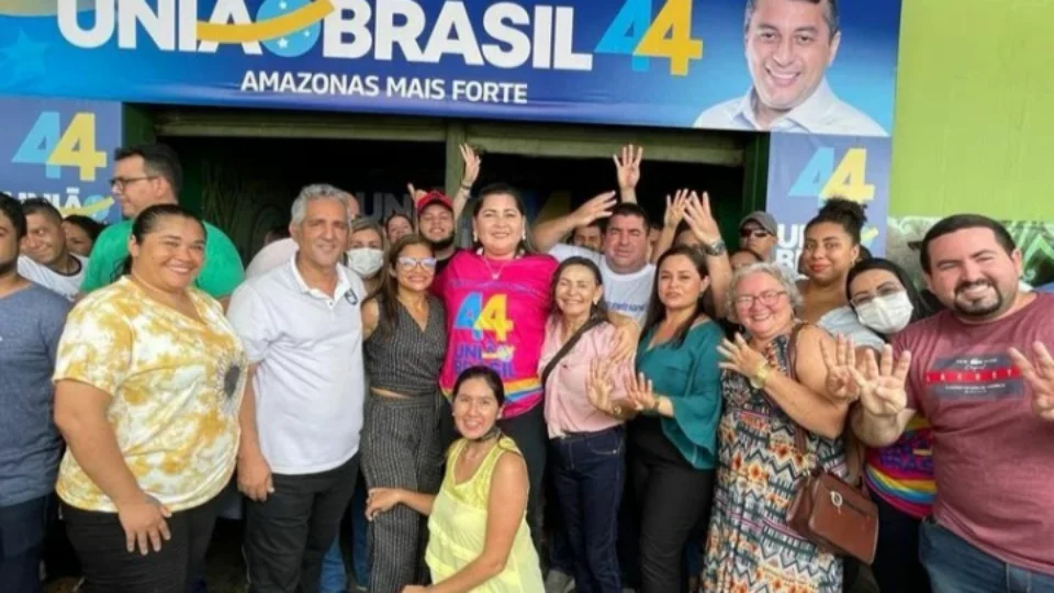 Prefeita de Presidente Figueiredo deixa MDB de Eduardo Braga e se filia ao União Brasil de Wilson Lima