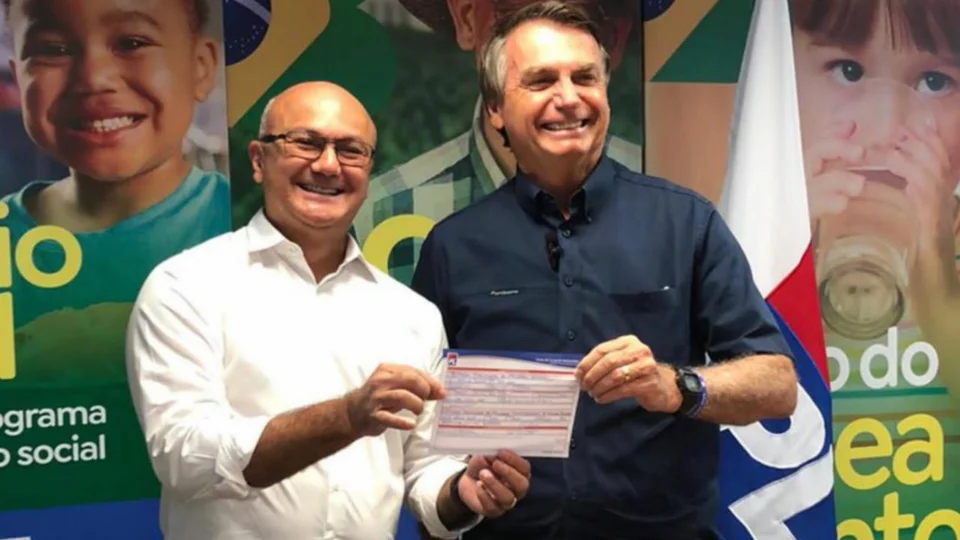 Coronel Menezes, capitão Alberto Neto e delegado Costa e Silva se filiam ao PL