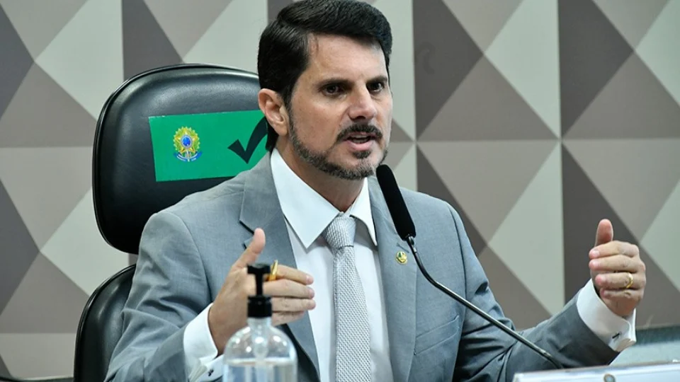 Porte de arma de fogo volta a ser analisado por Comissão de Constituição e Justiça