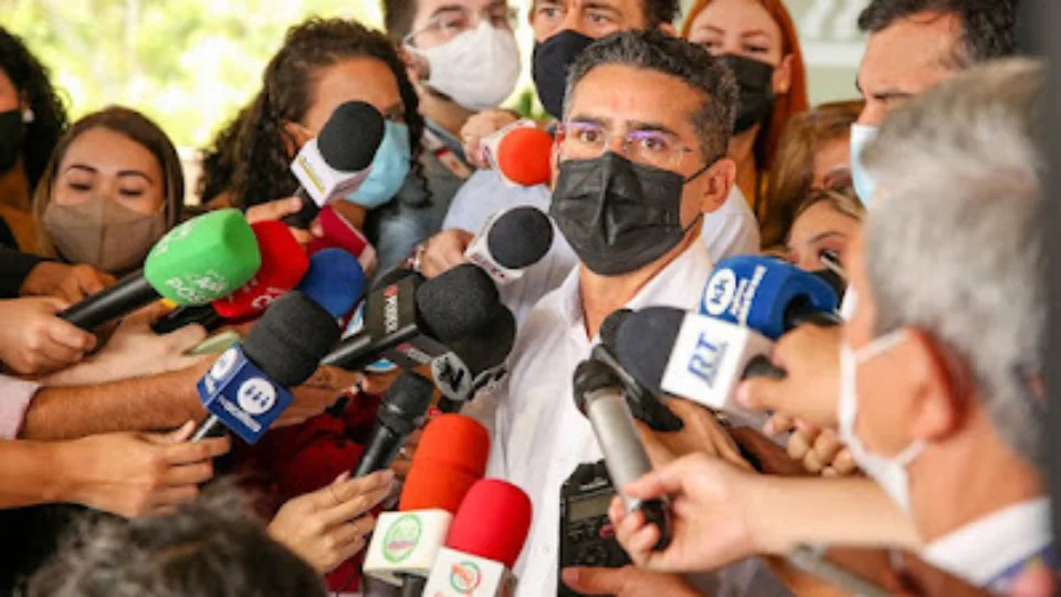 Oito novos secretários municipais são nomeados devido desincompatibilização eleitoral