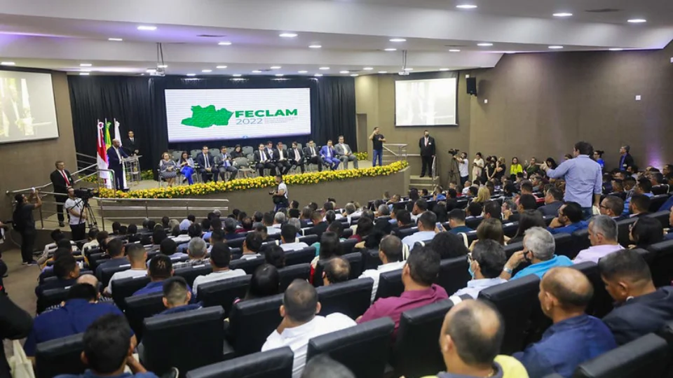Feclam inicia com a presença de representantes do 62 municípios do Amazonas