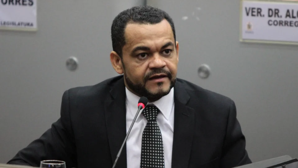 Podercast: Rozenha fala sobre empreendedorismo e a necessidade de incentivo ao futebol local