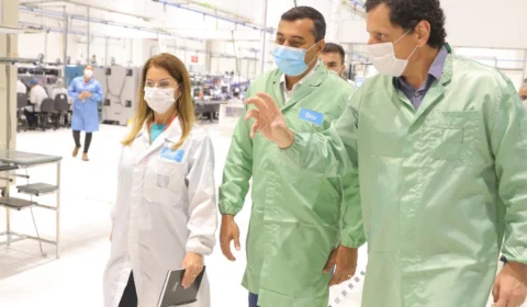 Ao visitar indústrias, Wilson Lima confirma ações no STF contra redução de 35% do IPI e prejuízo ao polo de concentrados