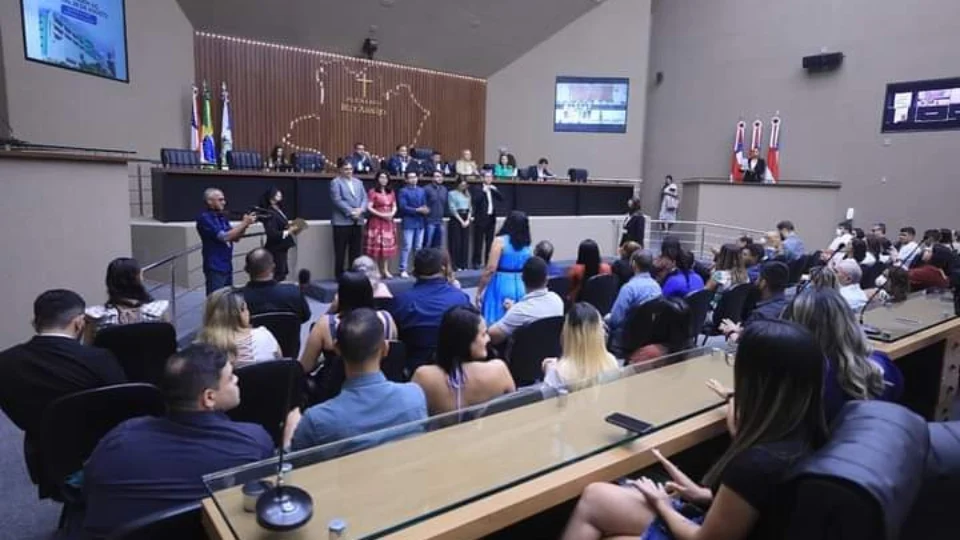 Álvaro Campelo homenageia Hospital 28 de Agosto por atuação no combate à pandemia