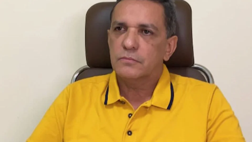 ‘Ele é um jacamim’, afirma Mecias de Jesus sobre Romero Jucá