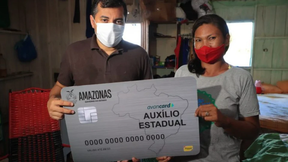 Justiça nega pedido para que governador não participe da entrega de cartões do Auxílio Estadual