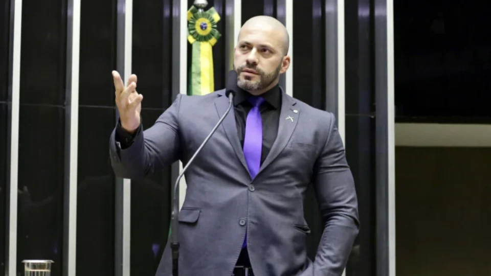 Por 10 votos a 1, STF condena Daniel Silveira por ataques à democracia