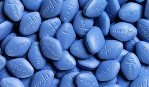 Ministério da Defesa adquire Viagra e remédio para calvície