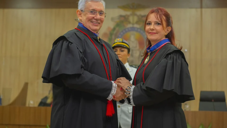 Mesa diretora da TRE-AM é empossada para o biênio 2022/2024