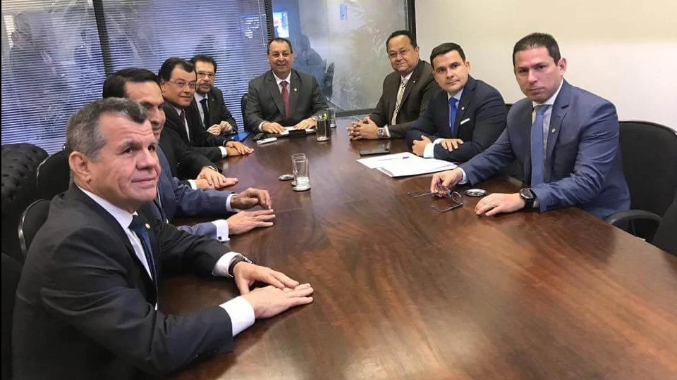 Bancada se reúne em Brasília para traçar estratégia de defesa da Zona Franca no pleno do Supremo