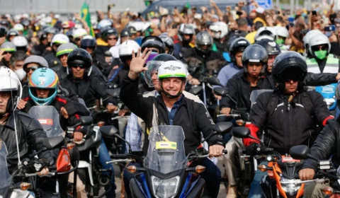 Em meio a ataques à ZFM, bolsoraristas do AM saem às ruas em apoio ao presidente