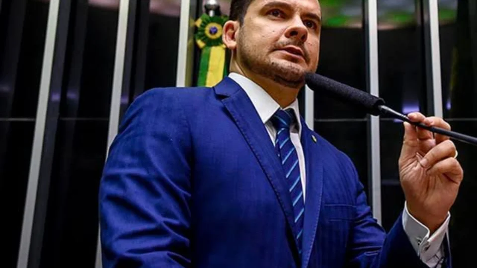 Capitão Alberto Neto é cotado para assumir vice-presidência da Câmara