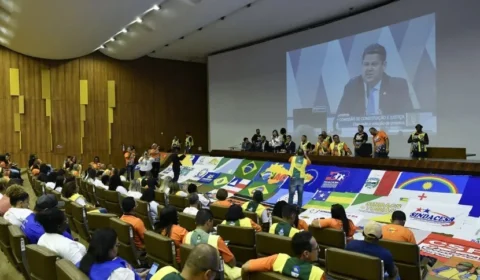 Comissão do Senado aprova piso salarial para agentes comunitários de saúde