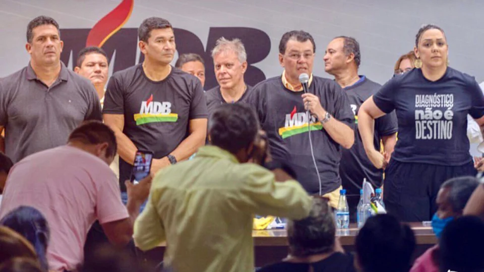 Esvaziado, evento do MDB escancara isolamento de Braga