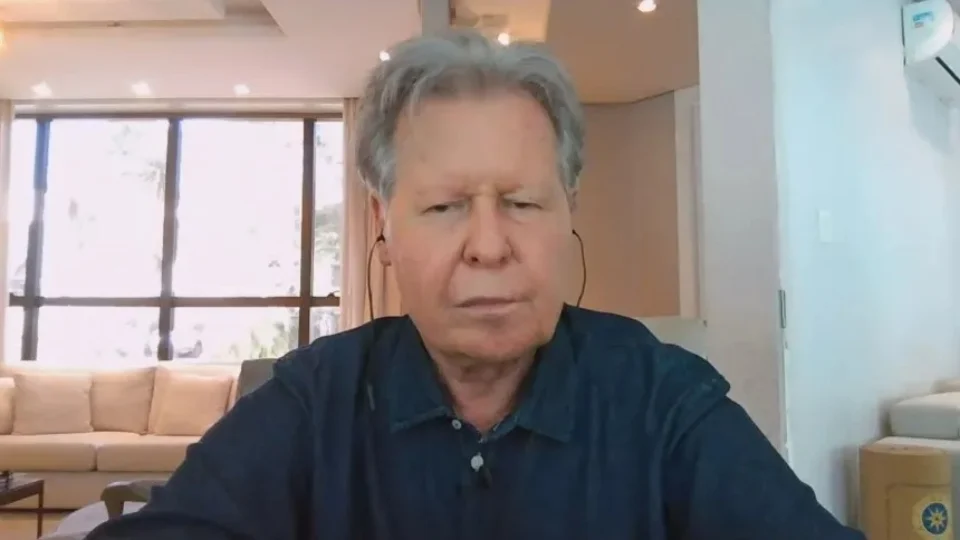 Arthur Virgílio diz que é equivocada decisão de derrubar prévias do PSDB