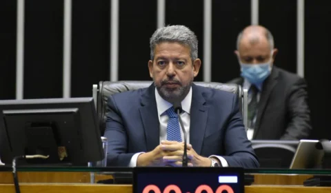 Lira marca reunião para discutir projeto que desonera tarifas de energia