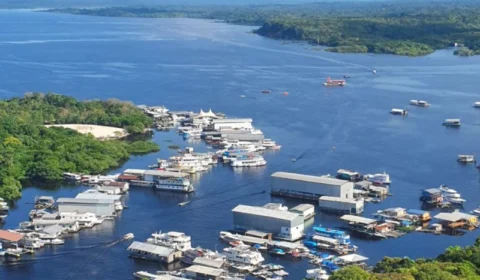 Em 20 anos, número de flutuantes irregulares no Tarumã-Açu passou de 40 para 900