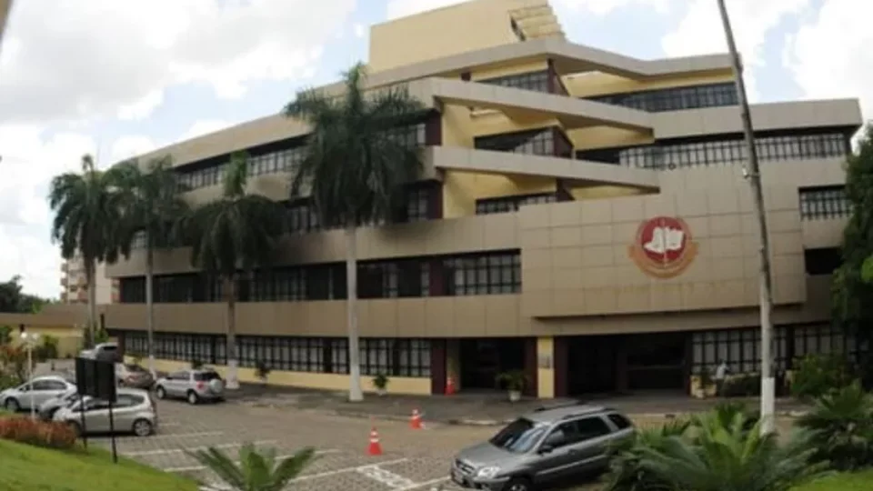 Justiça é acionada pelo Ministério Público contra nepotismo em Urucurituba