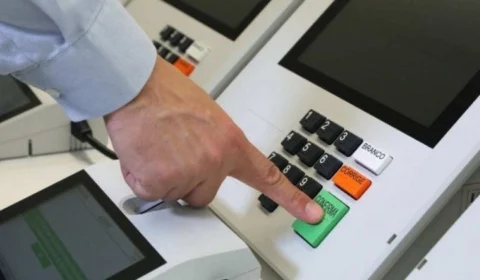 Voto em trânsito é opção para quem perdeu prazo para transferir título