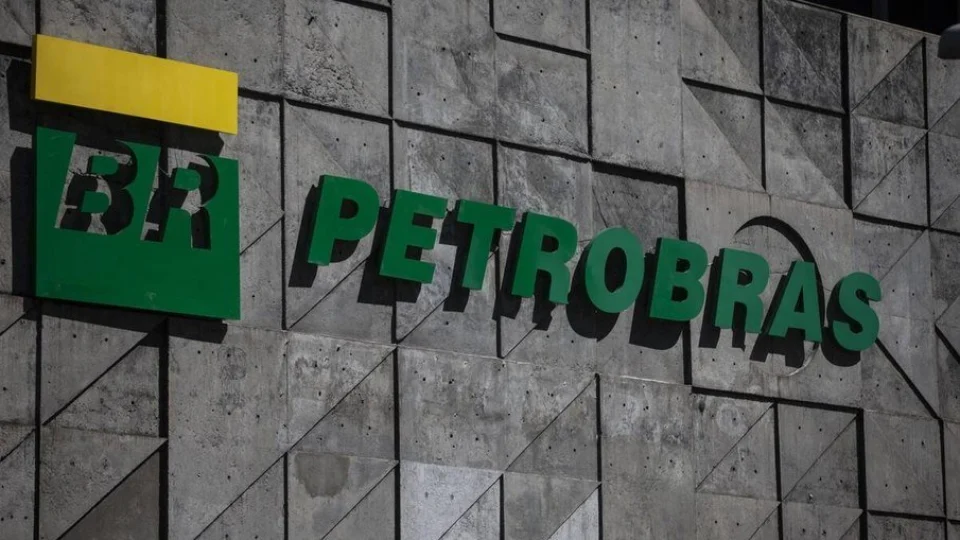 Jean Paul Prates começa a se desligar de empresas para assumir Petrobras